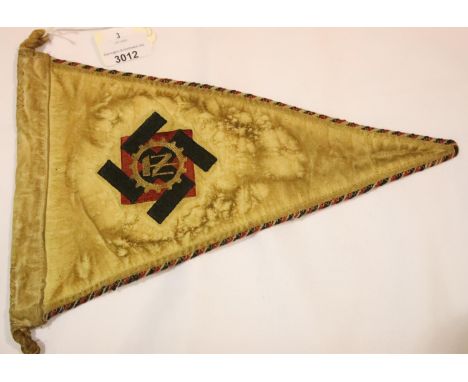 German WWII type TENO pennant, L: 34 cm. P&amp;P Group 1 (£14+VAT for the first lot and £1+VAT for subsequent lots) 