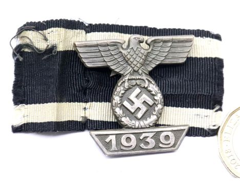 German WWII type Iron Cross First Class spange, marked L/4 verso. P&amp;P Group 1 (£14+VAT for the first lot and £1+VAT for s