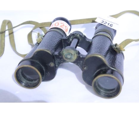 Pair of H Watson &amp; Sons 1943 dated military binoculars with crows feet. P&amp;P Group 1 (£14+VAT for the first lot and £1