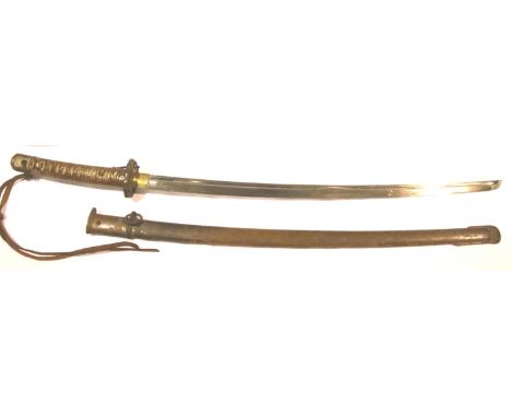 A WWII trophy Japanese long sword, stamped 116232, in metal scabbard with same number, blade L: 68 cm. P&amp;P Group 3 (£25+V