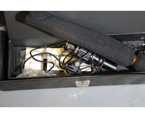 Cased Ross electronics RE 380 super cardioid electric condenser microphone.P&amp;P Group 2 (£18+VAT for the first lot and £3+
