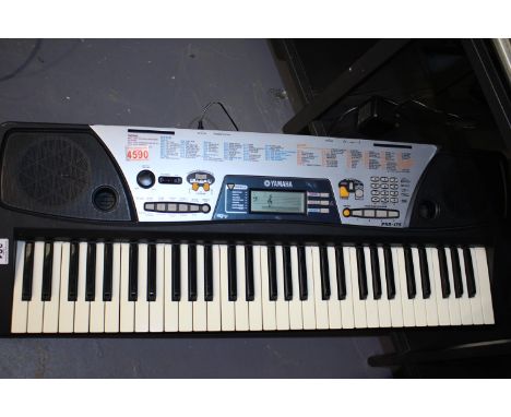Yamaha PSR-175 electric organ. P&P Group 3 (£25+VAT for the first lot and £5+VAT for subsequent lots)Condition Report: All el