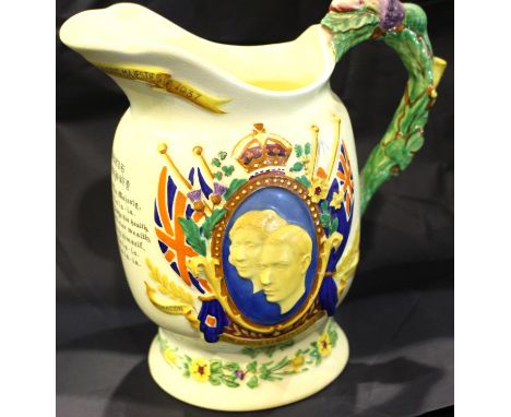 Crown Devon Fieldings Health to His Majesty musical ceramic jug, in working order, with crazing but no visible chips, cracks 