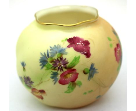 Royal Worcester Blush Ivory painted bulbous vase, H: 7 cm. P&P Group 1 (£14+VAT for the first lot and £1+VAT for subsequent l