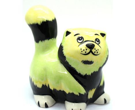 Lorna Bailey cat Fluffy, H: 13 cm. P&P Group 1 (£14+VAT for the first lot and £1+VAT for subsequent lots)Condition Report: No