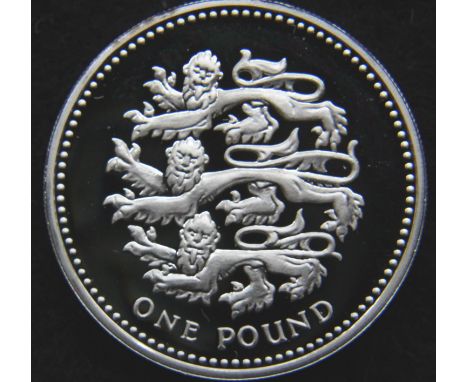 £1 mint 1997 English Lions. P&amp;P Group 1 (£14+VAT for the first lot and £1+VAT for subsequent lots) 
