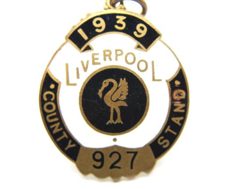 1939 Liverpool Show enamelled stand medallion, numbered 927, H: 40 mm. P&amp;P Group 1 (£14+VAT for the first lot and £1+VAT 