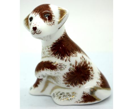 Royal Crown Derby Bailey puppy with silver stopper, H: 8 cm. P&P Group 1 (£14+VAT for the first lot and £1+VAT for subsequent