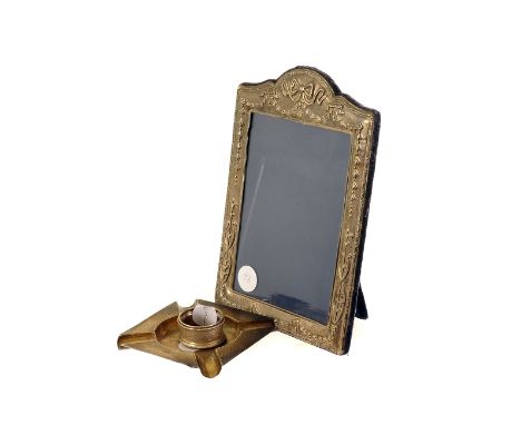 A silver photograph frame by Carrs of Sheffield,  with easel support, 24.5cm high; together with a silver ashtray and napkin 