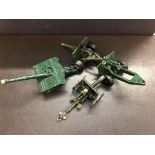 4 Toy cannons