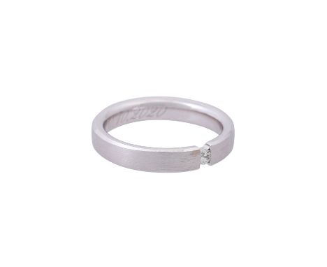 Ring mit Brillant ca. 0,05 ct, WEIß (H)/ SI (graviert). WG 8K, 4,0g. RW: 50, 21. Jh., leichte Tragespuren, mit Innengravur. Z