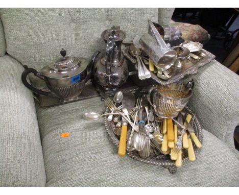 A selection of silver and silver plated tablewares to include a Georgian silver caddy spoon 