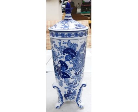 Spode Statements Worcester Wheel hand Painted Limited Edition lidded Vase, height 55cm 