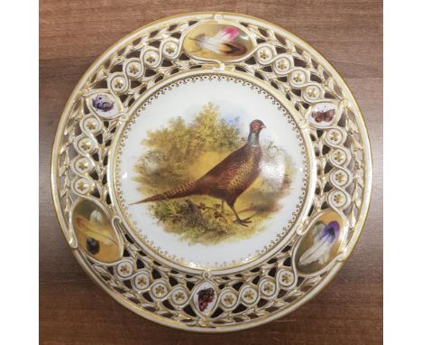 Royal Worcester 19th Century Hand Painted Reticulated Plate, diameter 22.7cm 