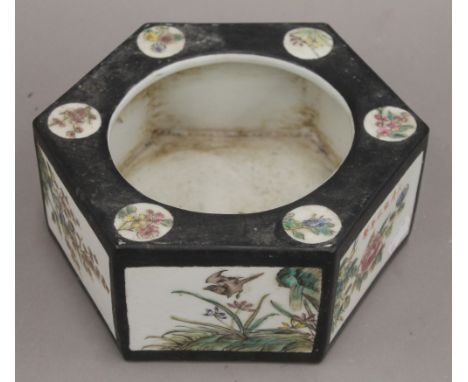 A Chinese octagonal porcelain planter