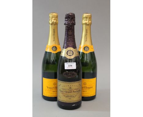 Champagne, Veuve Clicquot Ponsardin 1985 Vintage Reserve, single bottle, together with two bottles of non-vintage Veuve Clicq