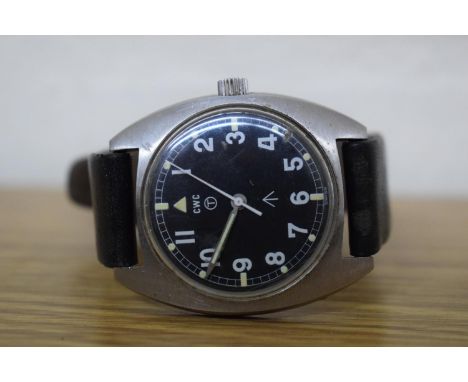 A Cabot Watch Company (CWC) W10 Gents Military Wristwatch with Stainless Steel Case and Back Panel Inscribed with War Departm