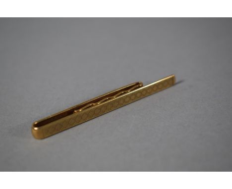 A 9ct Gold Tie Clip with Engine Turned Decoration, 6.6g 