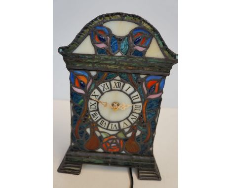 Tiffany style glass eletric clock 