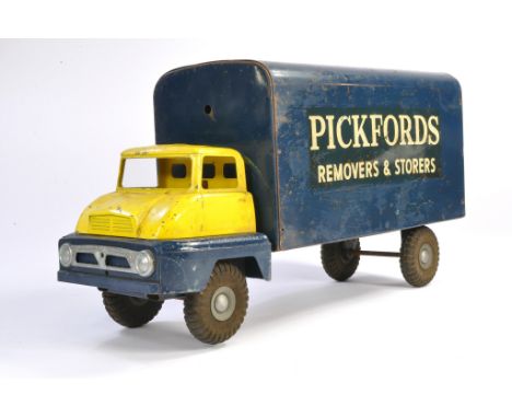 Triang Large Scale Pressed Steel Thames Trader Pickfords Removal Van. Unusual variant, possibly code 3 rather than factory. P