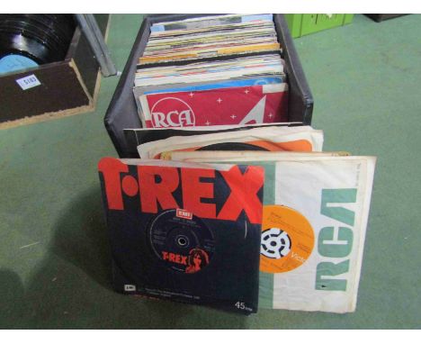 A case of mixed 7" singles including Metallica, David Bowie, Stevie Wonder, Pet Shop Boys, The Lightning Seeds, Bob Dylan, Qu