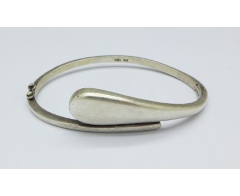A 925 silver modernist bangle, marked 'relo, 18g