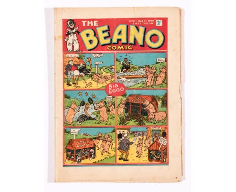 Beano No 32 (1939). Bright covers. Edge/overhang tears. Cream/light tan pages [vg-]
