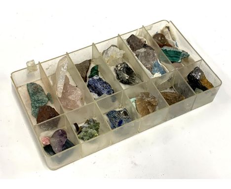 A quantity of mineral specimens to include malachite, quartz, lapis, amethyst, etc 