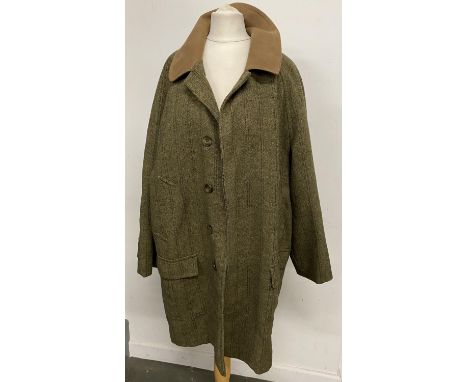 A Wright &amp; Peel tweed shooting jacket, 42in chest with wool lining, button front 