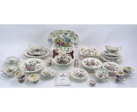 A quantity of Spode 'Gainsborough' pattern dinner and tea wares includes meat, dinner, side plates, cups, saucers, tureens, g