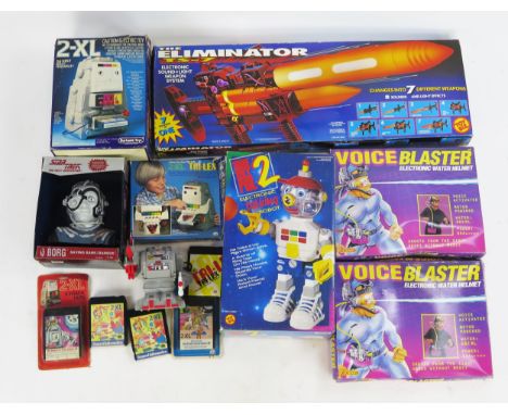 Group of 1970's/90s toys including Mego Corp 2-XL The Robot with a Personality, Toy Biz My Pal 2 Talking Robot, x2 Hornby Voi