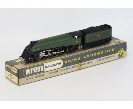 Wrenn W2211 4-6-2 BR A4 Class OO Gauge Steam Locomotive No. 60022 "Mallard" - near mint+ in excellent box with instruction ma