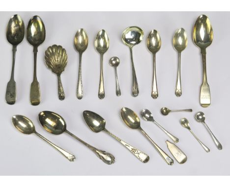 A mixed collection of silver flatwares including caddy spoon, teaspoons, salt spoons etc. total weight of silver 234gms, 7.52