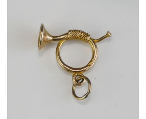 A 9ct Gold Hunting Bugle or Horn Charm, hallmarked, 0.89g