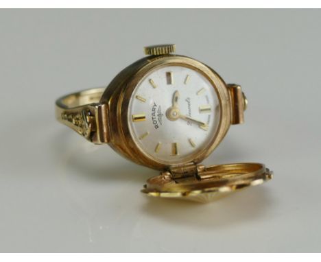 A 9ct Gold Rotary Watch Ring with a manual wind 21 jewel movement, sizeK.25, stamped 9 .375, 8.75g