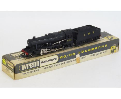Wrenn W2225 2-8-0 LMS Freight OO Gauge Steam Locomotive No. 8042 - near mint in very good box with instruction manual 