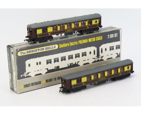Wrenn W3006/7 2-car brown and cream Brighton Belle EMU comprising Power No.90 and Non-Power Trailer Car No.91, both have oran