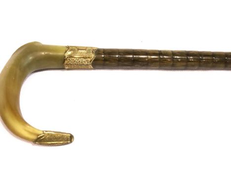 Horn handled walking stick with 18ct gold plated mounts. P&amp;P Group 3 (£25+VAT for the first lot and £5+VAT for subsequent