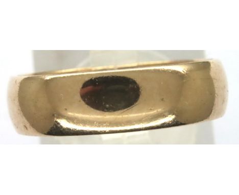9ct gold wedding band, size Q/R, 4.4g. P&amp;P Group 1 (£14+VAT for the first lot and £1+VAT for subsequent lots) 