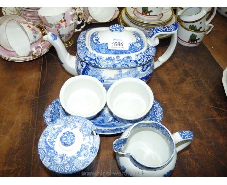 A quantity of blue and white Spode 'Italian' teaware to include teapot, jug, preserve pot, etc. (some a/f)