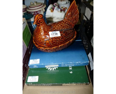 A Portmeirion brown hen on nest together with Portmeirion set of rectangular place mats and Aynsley place mats Pembroke style