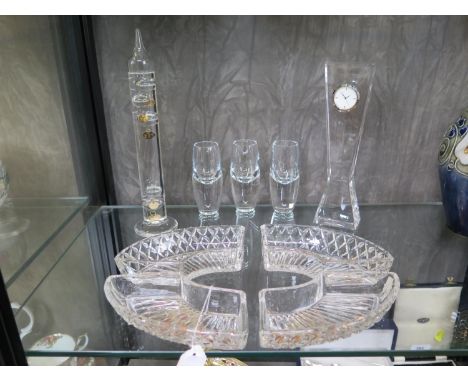 Various glass ware, including floating thermometer 28cm, pillar clock 23.5cm, three spirit glasses 12cm and a four-part tray 