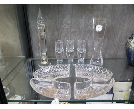 Various glass ware, including floating thermometer 28cm, pillar clock 23.5cm, three spirit glasses 12cm and a four-part tray 