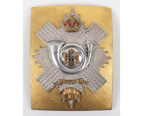 Post 1902 Highland Light Infantry Officers Shoulder Belt Plate, fine rectangular seeded gilt plate with silvered star of the 