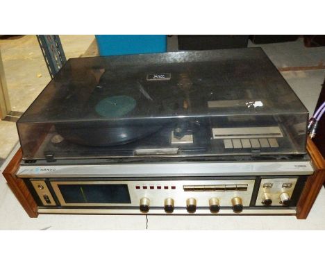 Vintage Sanyo music centre