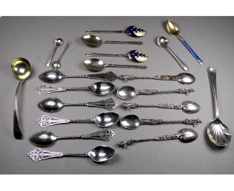 A small Georgian sauce ladle - possibly London 1812, Richard Crosley, Old English pattern with beaded rim and gilded bowl, to