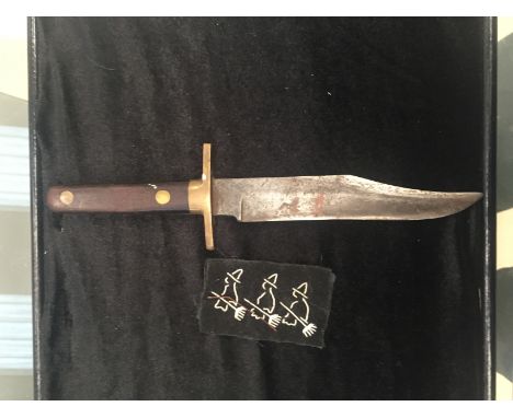 Intelligence School (IS9) cloth patch and daggers SOE.