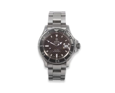 A Stainless Steel Automatic Calendar Centre Seconds Wristwatch, signed Tudor, Prince Date, model: Hydronaut, ref: 89190P, 200