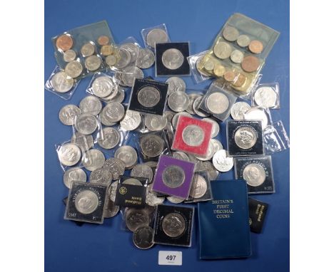 A large quantity of Elizabeth II crowns including Churchill, Royal Wedding, Silver Jubilee etc.