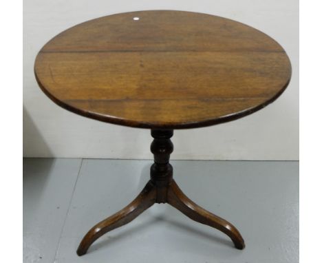 Georgian Mahogany Circular Tilt-Top Table on tripod base, 29” dia